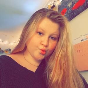 Meet your Posher, Natalie